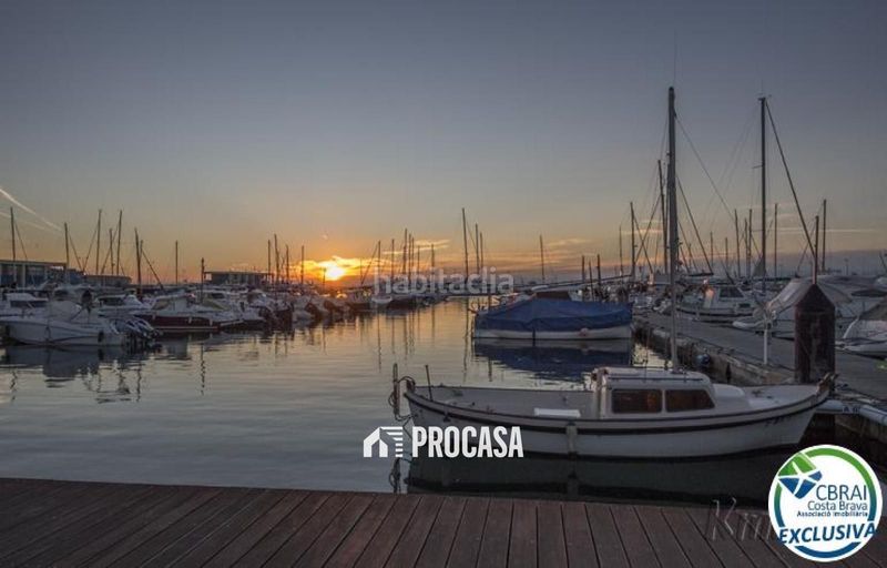 Foto ade0d948-37ad-4710-a24a-02734721ea82. Pis amb calefacció a Puig Rom-Canyelles-Almadrava Roses