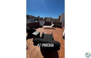 Xalet  Poblat tipic. Chalet de dos habitaciones en pleno centro de empuriabrava, a so