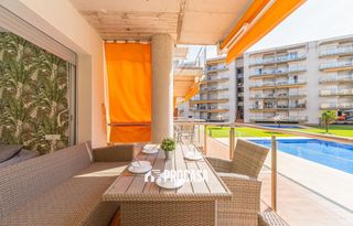 Appartamento  Del cap blanc. Apartamento en planta baja con parking, trastero y piscina comun
