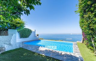 Xalet  Pujada del puig rom. Villa excepcional con impresionantes vistas a la bahía de roses