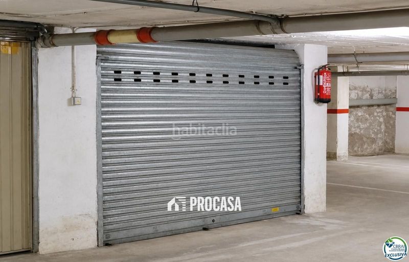 Foto 8c20ea75-dd23-4e4c-9e54-d39693d1012a. Pis amb aparcament a Centre Roses