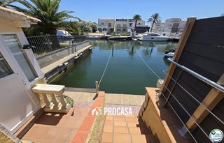 Pis  Port salins 2ª línea. Apartamento con gran amarre de 14x3,70m antes de los puentes con