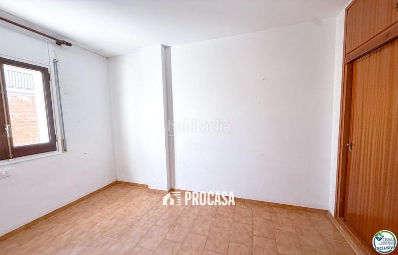 Foto 582d1358-8edb-4275-a100-d3ca99e86fb4. Pis a Centre Roses