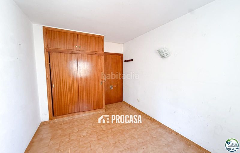 Foto aa97d7fe-c5e9-4a7a-ba45-b138cc27d82d. Pis a Centre Roses
