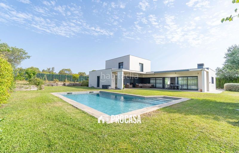 Foto ae9d0a78-8e5c-4097-b0bf-a5dd7a0aadab. Xalet amb aparcament piscina a Peralada