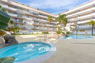 Pis  Port canigó. Elegante apartamento de 1 dormitorio con terraza y vistas al can