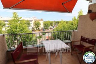 Pis a Moxó - Sant Mori. Precioso y amplio apartamento de dos dormitorios cerca de la pla