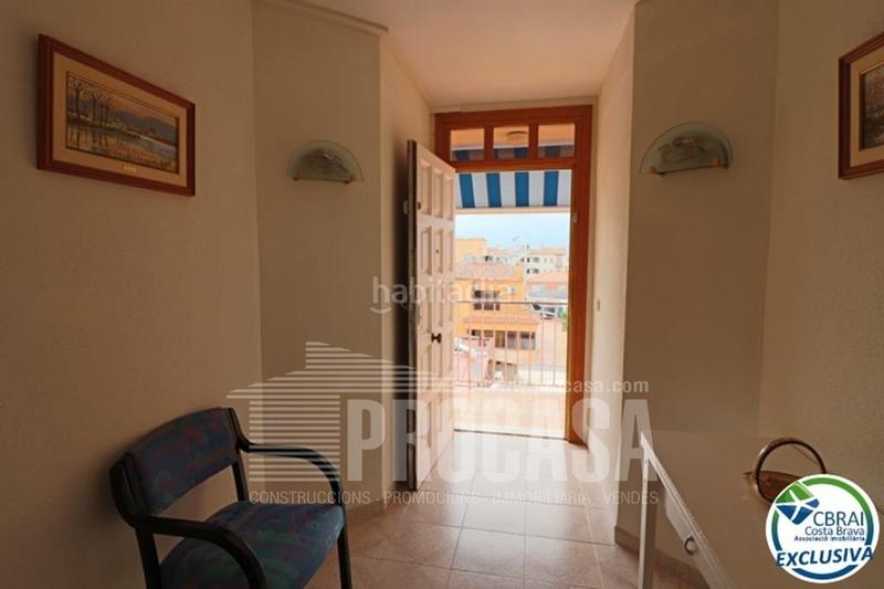 Foto 0317fdf1-8a8e-4ca9-8b7d-48091b869a69. Piso precioso y amplio apartamento de dos dormitorios cerca de la playa en Empuriabrava