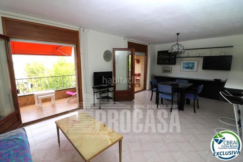 Foto 5f852fbe-b87d-4c3d-8a7d-a2b7d3e63bbc. Piso precioso y amplio apartamento de dos dormitorios cerca de la playa en Empuriabrava