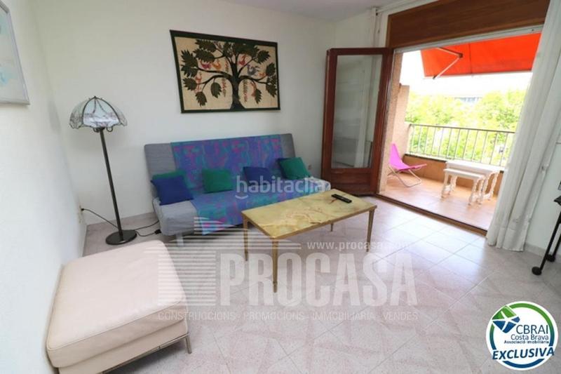 Foto ee69716f-037f-4fe8-b691-0a7915ad8843. Piso precioso y amplio apartamento de dos dormitorios cerca de la playa en Empuriabrava