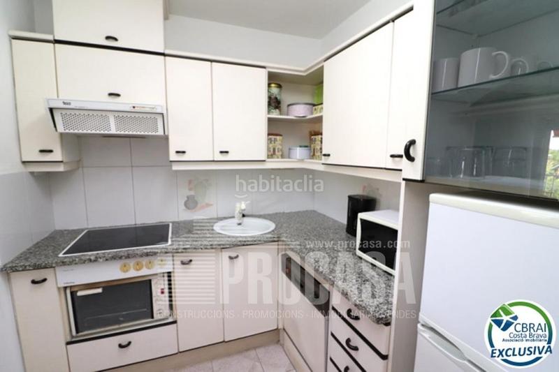 Foto ffc25ace-1c23-4f82-ab9b-49226d9acbc2. Piso precioso y amplio apartamento de dos dormitorios cerca de la playa en Empuriabrava