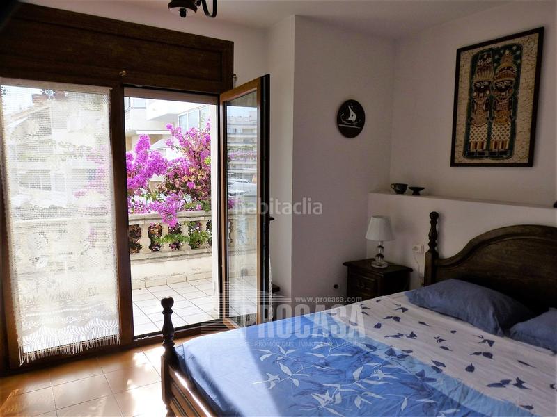 Foto b11c15b2-2005-48ba-991a-5ff21b5c944c. Chalet casa de pescador con garage y amarre para velero 11.5x5 en Empuriabrava
