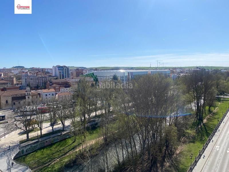 Foto efb1145f-cb1d-4e31-9a00-e65ca9aafde1. Appartamento con riscaldamento parcheggio in San Julián - Barriada de Cortes Burgos