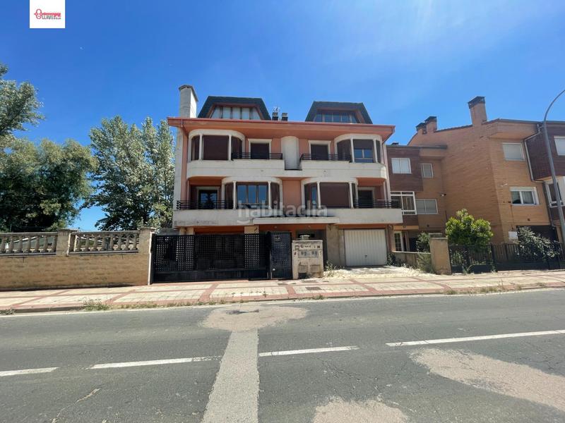 Foto 349f095a-1ffc-49c7-bd5d-8828aaf3babc. Casa adosada adosado en venta en Briviesca