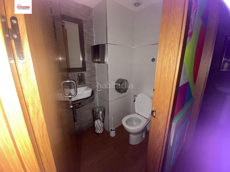 Foto d0609148-9767-4377-b554-f61646b1ffa9. Location local commercial dans Reyes Católicos Burgos