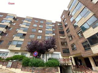 Location Appartement  Calle calle de los alfareros. En burgos c alfareros. se alquila precioso piso de cuatro habt,