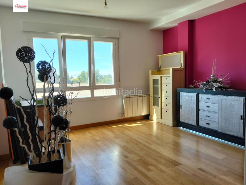 Foto 1c48d59c-3fa2-46b3-bd77-e14dd7949bfb. Duplex avec parking dans Cogollos