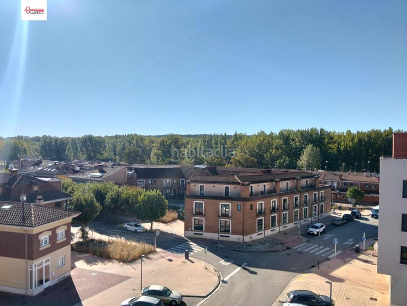 Foto 2e2f5e34-8e6b-4936-acf4-dcc17eb678ea. Attique avec parking dans Villafría - La Ventilla - Castañares Burgos