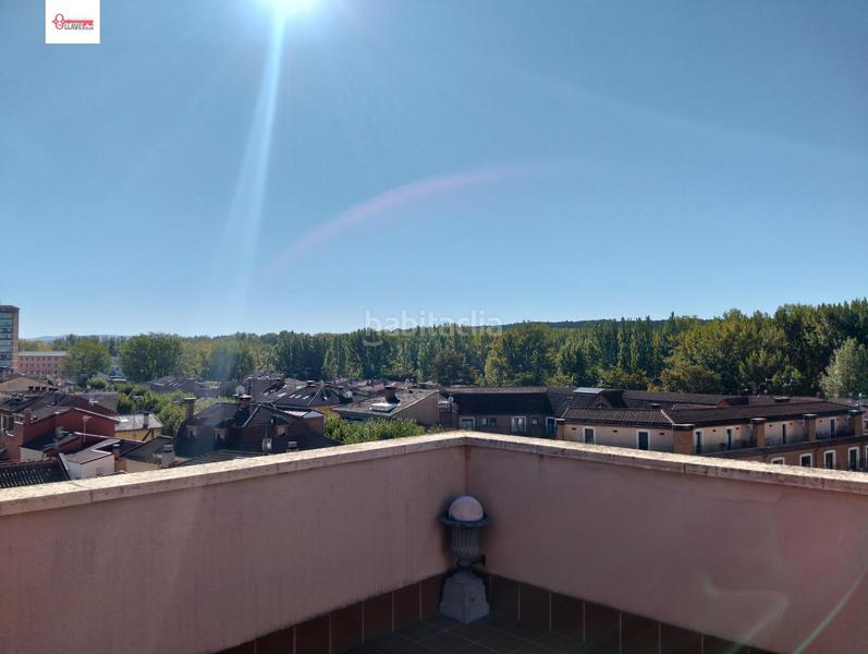 Foto bd1ddf62-909e-4792-be96-bd0a8f96ad45. Attique avec parking dans Villafría - La Ventilla - Castañares Burgos