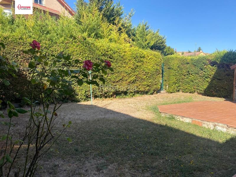 Foto f9b84eb8-6214-48e5-9614-2c7a63523e76. Casa adossada amb calefacció aparcament a Cardeñadijo