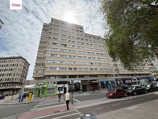 Flat in Reyes Católicos. Se vende piso en reyes católicos con garaje