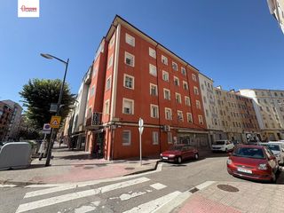 Pis a Los Vadillos - R. Sanitaria - Pozanos. Piso en venta en la avenida del cid