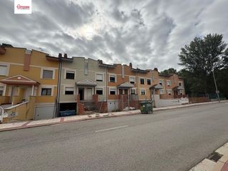 Maison jumelée  Calle salamanca. Adosado en venta en briviesca