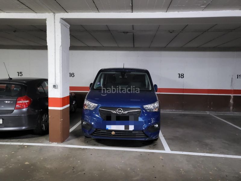 Foto 1d0b57a8-3dd8-4ca0-b638-70b6e9c1640e. Aparcament cotxe a Universidad - Las Huelgas Burgos