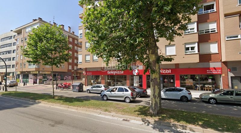 Foto a1d079cf-056c-4d47-ae07-222945ce35a2. Aparcament cotxe a Universidad - Las Huelgas Burgos