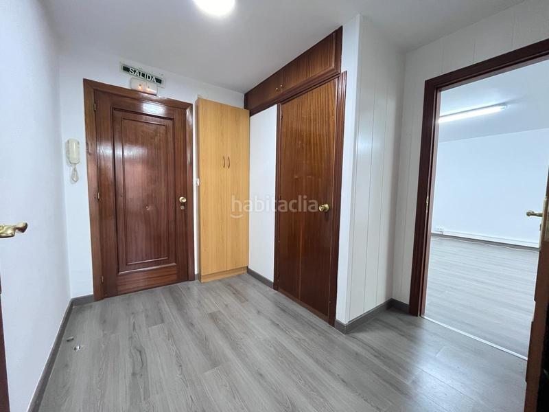 Foto 48b77009-e2fb-4957-bba5-98438ed8f985. Location bureau avec chauffage dans Gamonal - San Bruno - G9 Burgos