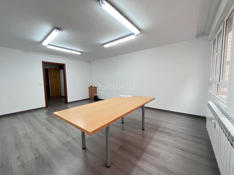Foto b1c872d0-8f8c-4d50-9a93-3a365626626b. Miete büro mit heizung in Gamonal - San Bruno - G9 Burgos