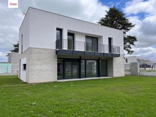 Chalet  Carretera logroño. Unifamiliar residencial castañares