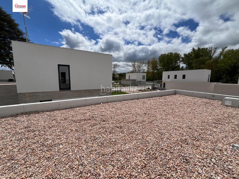 Foto a3d62c3a-610a-4336-9e0b-0dd563145b5d. Xalet amb calefacció aparcament a Villafría - La Ventilla - Castañares Burgos