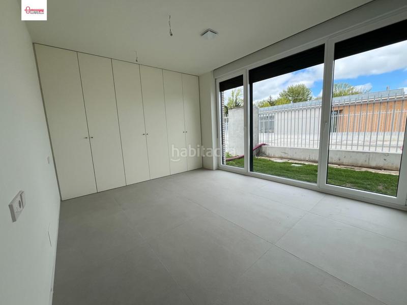 Foto b256c888-aeee-4779-be19-24fe746f1553. Xalet amb calefacció aparcament a Villafría - La Ventilla - Castañares Burgos