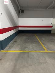 Parking coche  Fuenteovejuna. Garaje en venta en la c fuenteovejuna