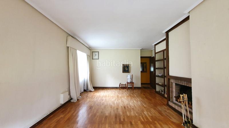 Foto 18c5e822-3d2e-4802-8392-7dfa4fc6a3ee. Casa con riscaldamento parcheggio in Allende el Río Palencia