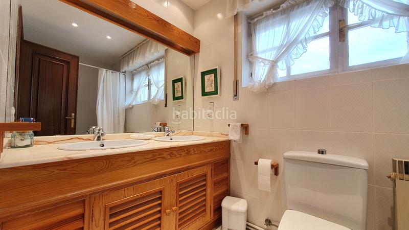 Foto b59d0bc7-122b-4eb0-8596-cc3ff43cbeb0. Casa con riscaldamento parcheggio in Allende el Río Palencia