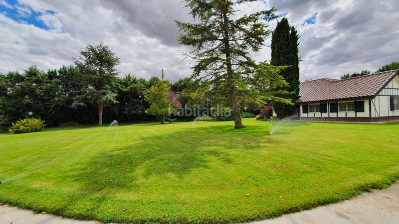 Foto 16e8ebe4-3f72-4f9f-b144-00b4e8d68198. House with heating parking in Allende el Río Palencia