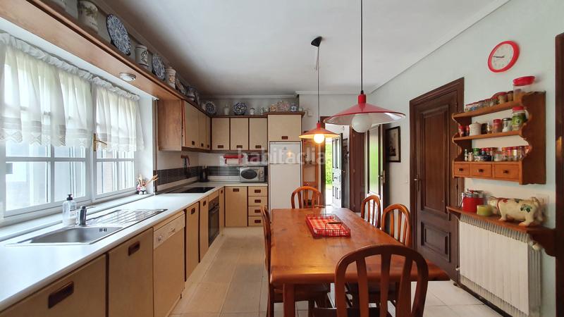 Foto 47c72ada-0a52-4cd8-a600-d1c33c6396b7. House with heating parking in Allende el Río Palencia