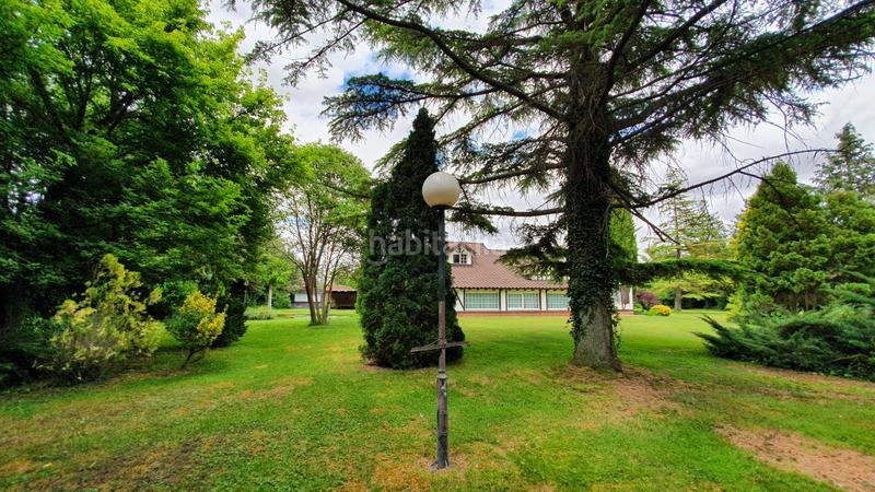 Foto f25015ce-f493-48d8-a1f9-4a200d2b613f. House with heating parking in Allende el Río Palencia