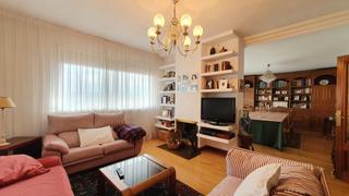 Etagenwohnung  Avenida república argentina