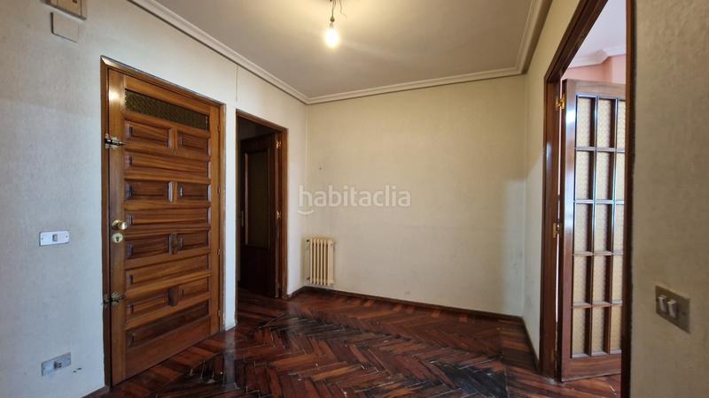 Foto 00faeeac-3929-4358-acfb-be414d5389c3. Flat with heating parking in Centro Palencia