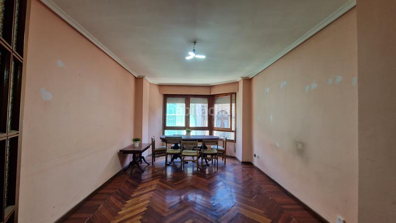 Foto 9405d802-34b3-4f05-8912-148d574022e3. Flat with heating parking in Centro Palencia