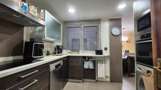 Appartement  Calle los soldados. Vivienda céntrica para entrar a vivir con plaza de garaje.