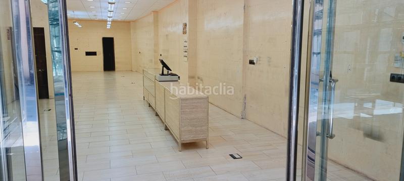 Foto 99ff3d4d-f969-412e-8548-02a4e78eef47. Location local commercial avec chauffage dans Centro Palencia