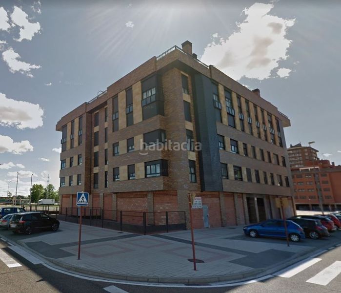 Foto ac3a0c75-3a58-4788-b593-7474084871c2. Aparcament cotxe a Sector 8 - Nueva Balastera Palencia
