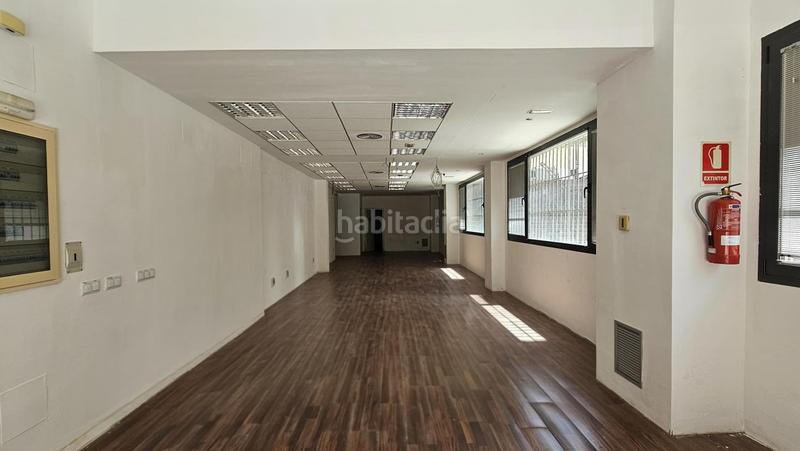 Foto fd0cf29a-229d-4fb0-adb1-671a632bde94. Local comercial gran local comercial para negocio o inversión en Arganda del Rey