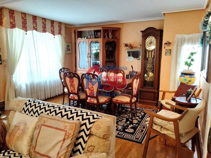 Foto 236f642a-e635-495c-8727-fc54e22b7a73. Appartement avec chauffage dans Centro Miranda de Ebro