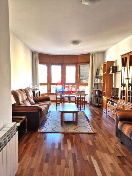 Foto 2c38db8e-22cb-4251-82b7-f0b4120006f7. Apartamento  en venta en Centro, 2 dormitorios. en Miranda de Ebro