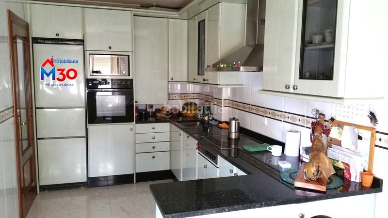 Foto 94003d01-db3a-405d-a057-8defd127e303. Chalet con riscaldamento parcheggio in Bayas - Polígono Miranda de Ebro